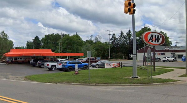 A&W Restaurant - Ortonville - 470 South St 1